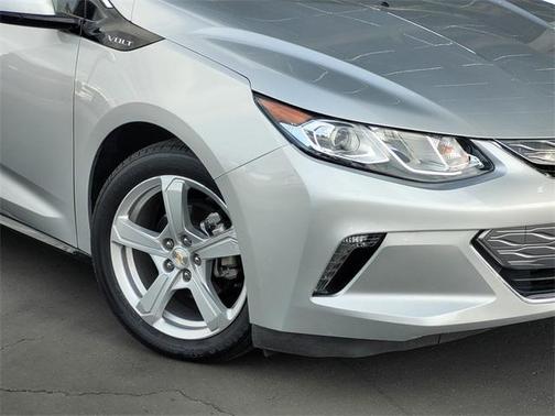 2018 Chevrolet Volt LT