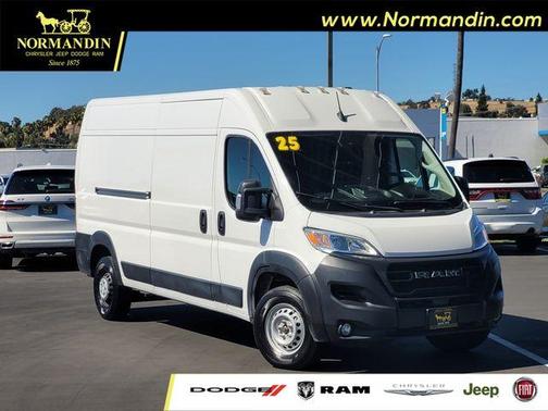 Bright White Clearcoat 2025 RAM ProMaster 2500 High Roof