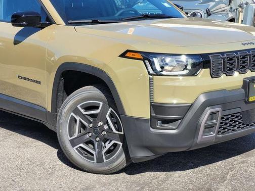 2026 Jeep Cherokee LAREDO/LIMITED