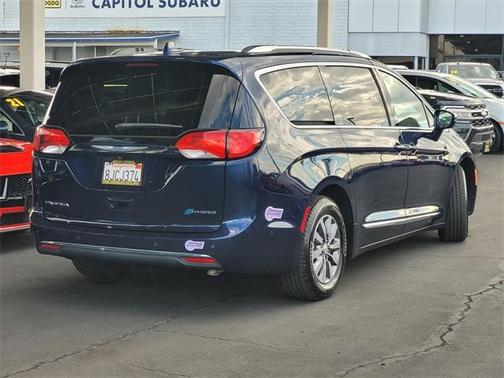 2019 Chrysler Pacifica Hybrid Limited