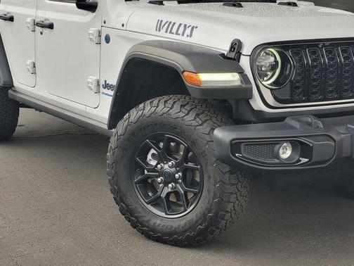 Bright White Clearcoat 2025 Jeep Wrangler 4xe Sport