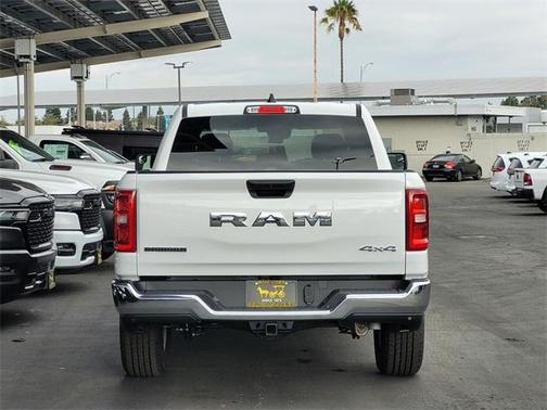 2025 RAM 1500 Big Horn/Lone Star
