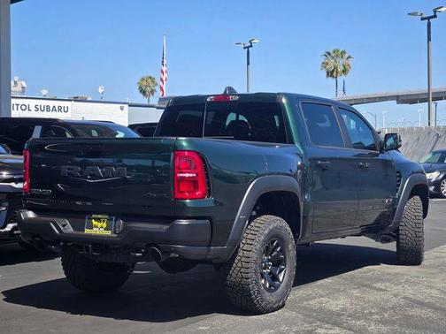 Serrano Red 2026 RAM 1500 RHO