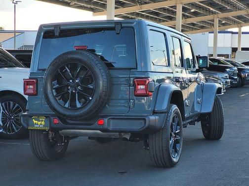 Anvil Clearcoat 2025 Jeep Wrangler 4xe Sahara