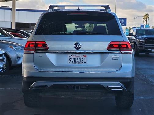 2018 Volkswagen Atlas 3.6L SE w/Technology