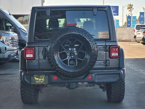 2025 Jeep Wrangler 4xe Sport