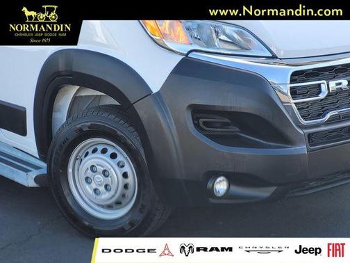 Bright White Clearcoat 2025 RAM ProMaster 2500 Base