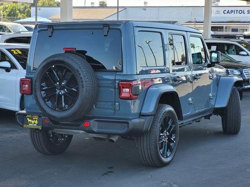 2025 Jeep Wrangler 4xe Sahara