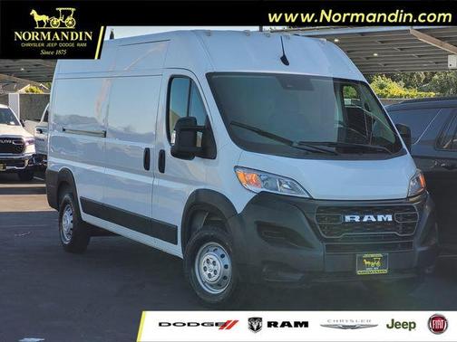 Bright White Clearcoat 2023 RAM ProMaster 2500 High Roof