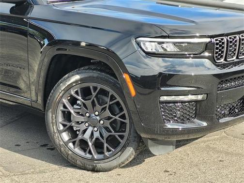 2025 Jeep Grand Cherokee L Summit