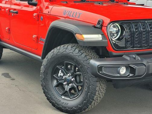 2025 Jeep Wrangler 4xe Sport