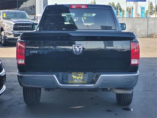 2024 RAM 1500 Classic SLT