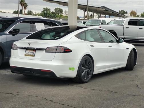 2023 Tesla Model S Base