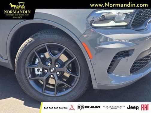 Destroyer Gray Clearcoat 2026 Dodge Durango GT Plus HEMI V8
