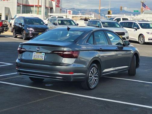 Platinum Gray Metallic 2021 Volkswagen Jetta 1.4T S