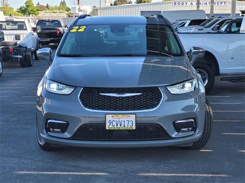 2022 Chrysler Pacifica Limited