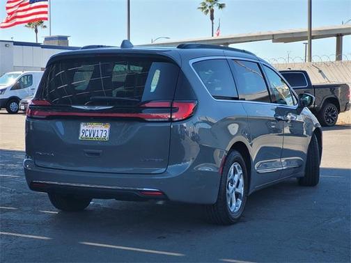 2022 Chrysler Pacifica Limited