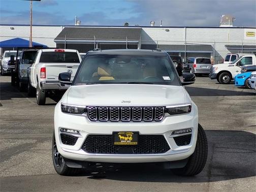 2025 Jeep Grand Cherokee Summit