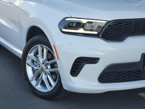 White Knuckle Clearcoat 2024 Dodge Durango GT