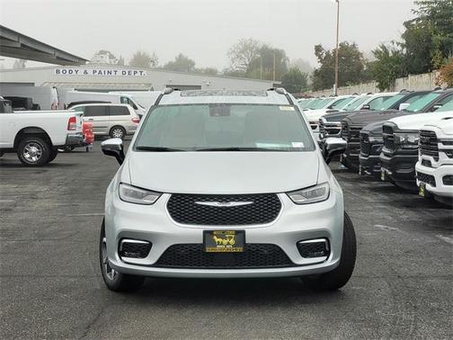 2026 Chrysler Pacifica Pinnacle