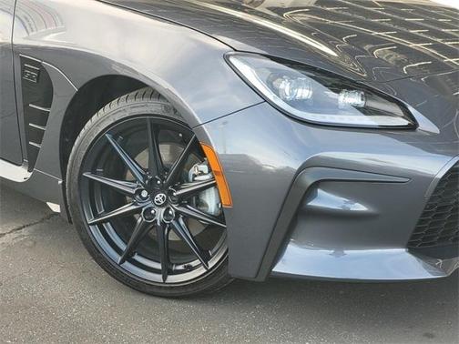 2025 Toyota GR86 Premium