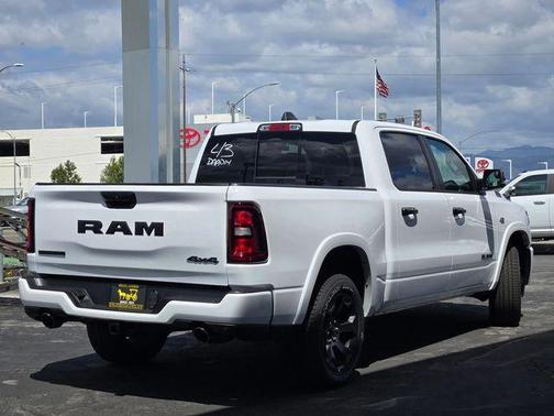 Bright White Clearcoat 2026 RAM 1500 Big Horn/Lone Star