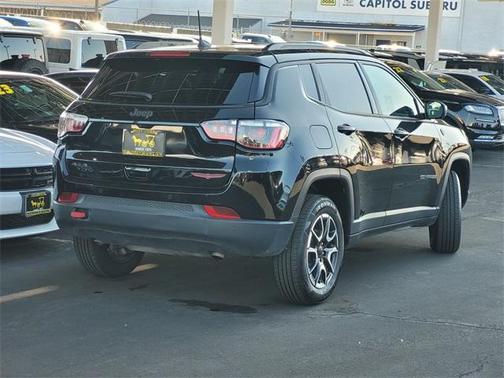 2024 Jeep Compass Trailhawk