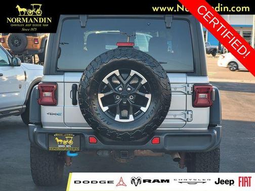 Silver Zynith Clearcoat 2024 Jeep Wrangler 4xe Rubicon