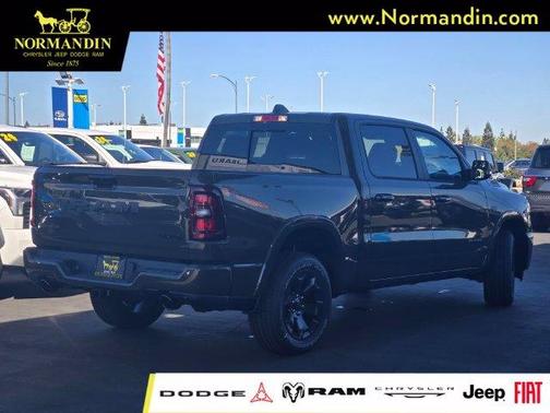 TANK 2027 RAM 1500 Big Horn/Lone Star