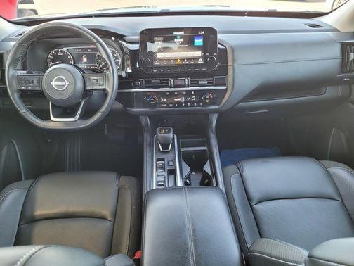 Gun Metallic 2025 Nissan Pathfinder SL