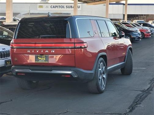 2023 Rivian R1S Adventure Quad Motor Large Pack