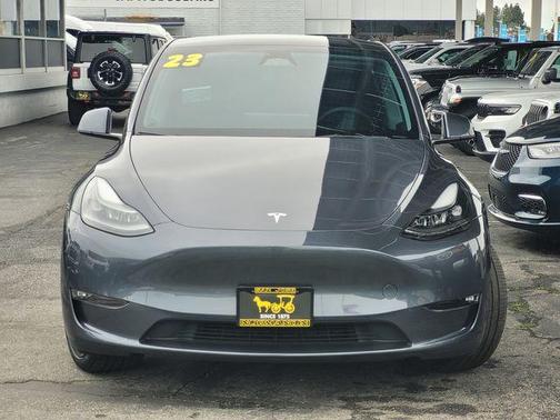 2023 Tesla Model Y Long Range