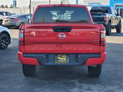 2022 Nissan Frontier SV
