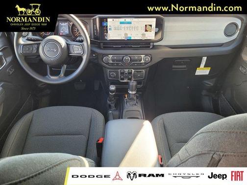 Black Clearcoat 2026 Jeep Wrangler Sport