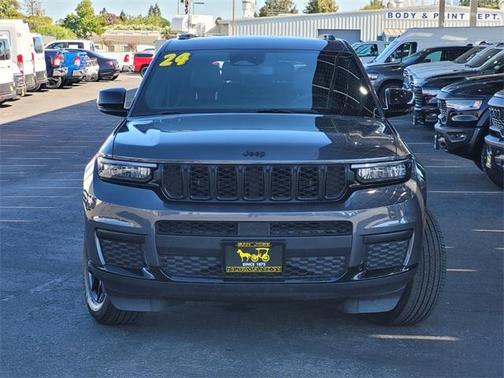 2024 Jeep Grand Cherokee L Laredo