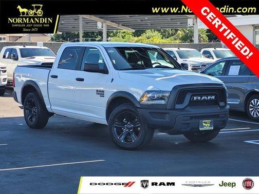 Bright White Clearcoat 2024 RAM 1500 Classic SLT