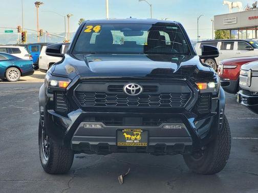 2024 Toyota Tacoma TRD Off Road
