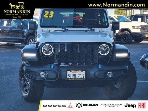 Bright White Clearcoat 2023 Jeep Wrangler 4xe Base