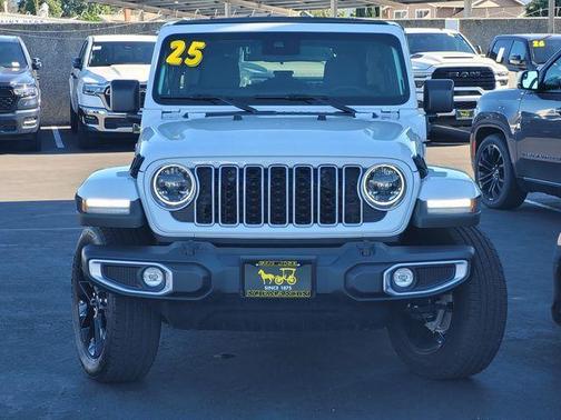 Bright White Clearcoat 2025 Jeep Wrangler 4xe Sahara