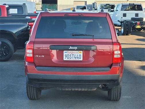 2016 Jeep Patriot Sport