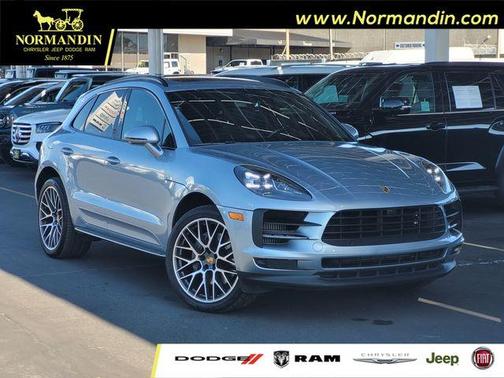 Silver Metallic 2021 Porsche Macan S