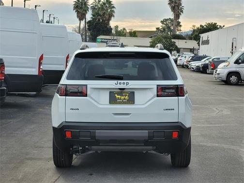 2026 Jeep Cherokee LAREDO/LIMITED