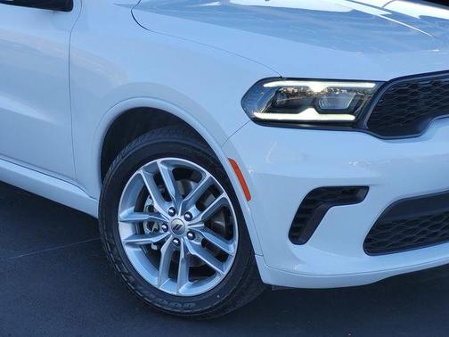 White Knuckle Clearcoat 2024 Dodge Durango GT
