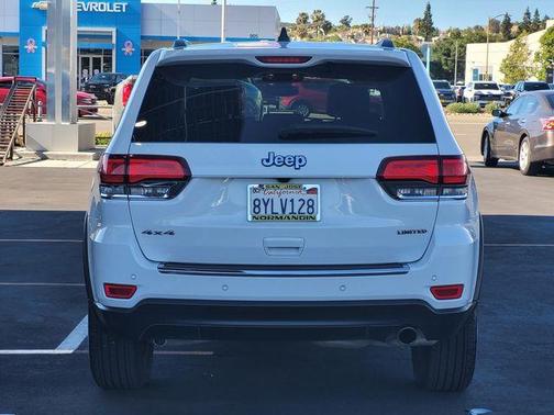 Bright White Clearcoat 2021 Jeep Grand Cherokee Limited