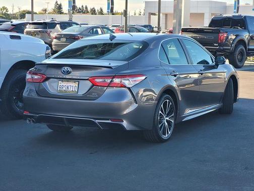 Predawn Gray Mica 2020 Toyota Camry Hybrid SE