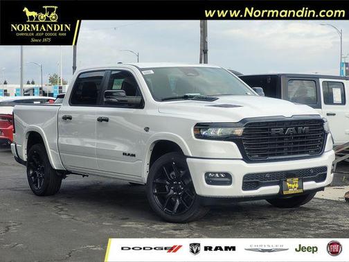 Bright White Clearcoat 2026 RAM 1500 Laramie