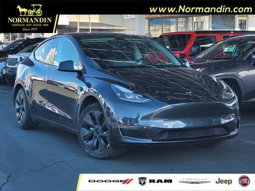 2024 Tesla Model Y Standard Range