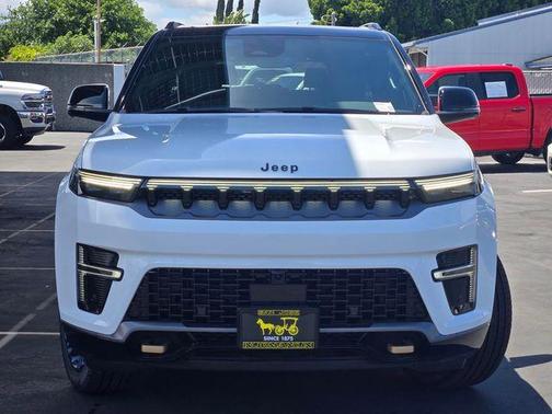 Bright White Clearcoat 2026 Jeep Grand Wagoneer L