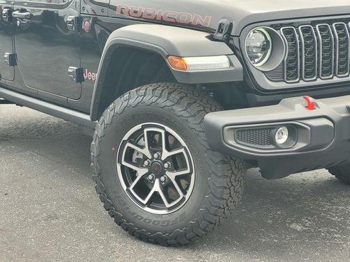 Black Clearcoat 2026 Jeep Wrangler Rubicon