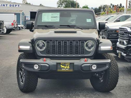 Black Clearcoat 2026 Jeep Wrangler Rubicon